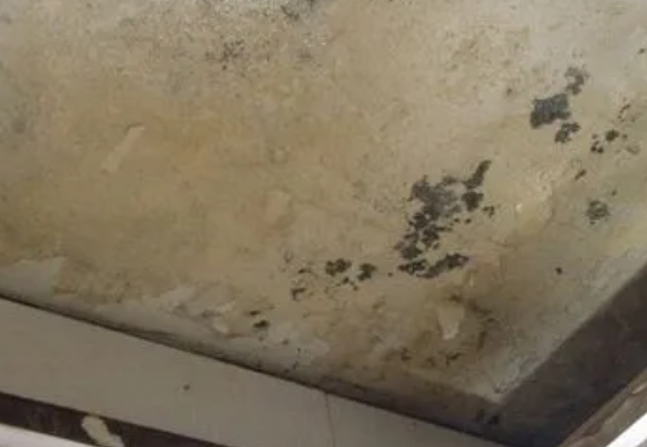 正镶白旗阳台漏水维修公司分享下正镶白旗卫生间渗水维修需要注意哪些问题。
